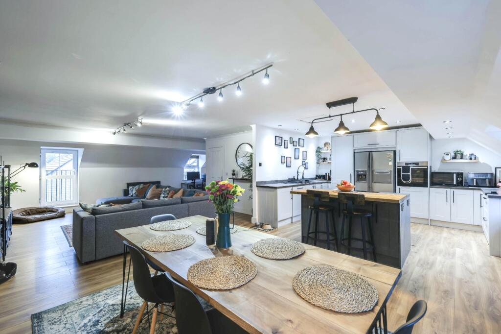 Additional image 2 of Waters Walk, Apperley Bridge, Bradford, West Yorkshire, BD10