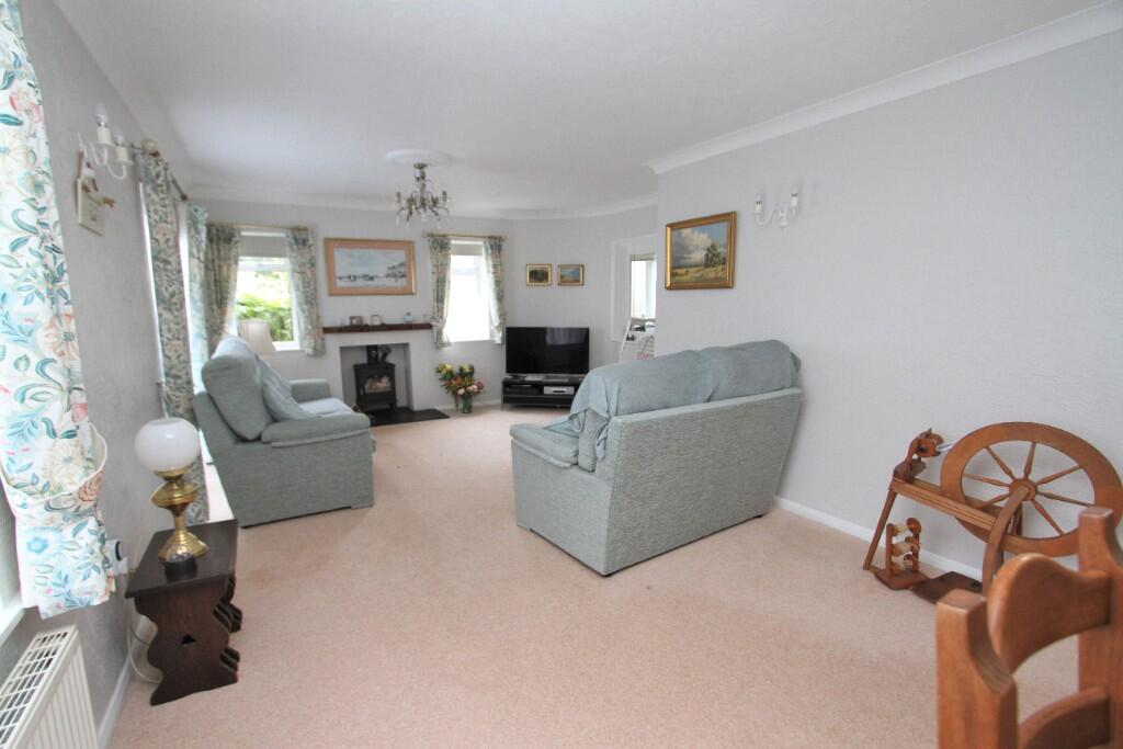 House in Wealden, East Dean and Friston - More