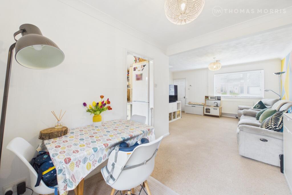 Raleigh Close, Eaton Socon, St. Neots, Cambridgeshire, PE19 photo 4