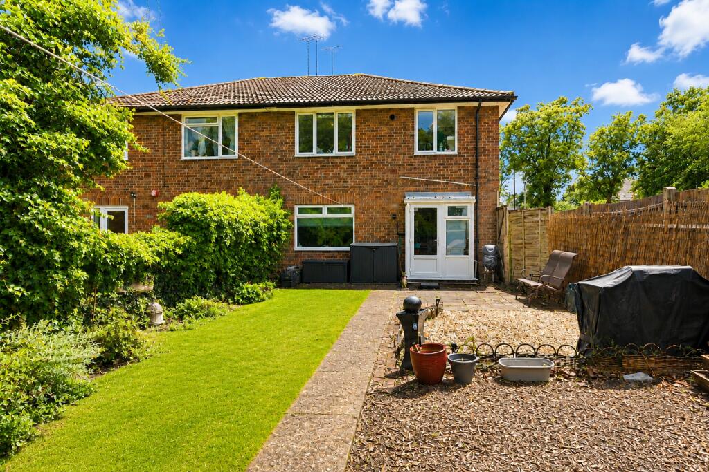 Main image of property: London Road, Dunstable, Bedfordshire, LU6