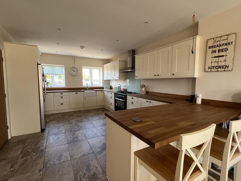 10b, Doddington Road photo 3