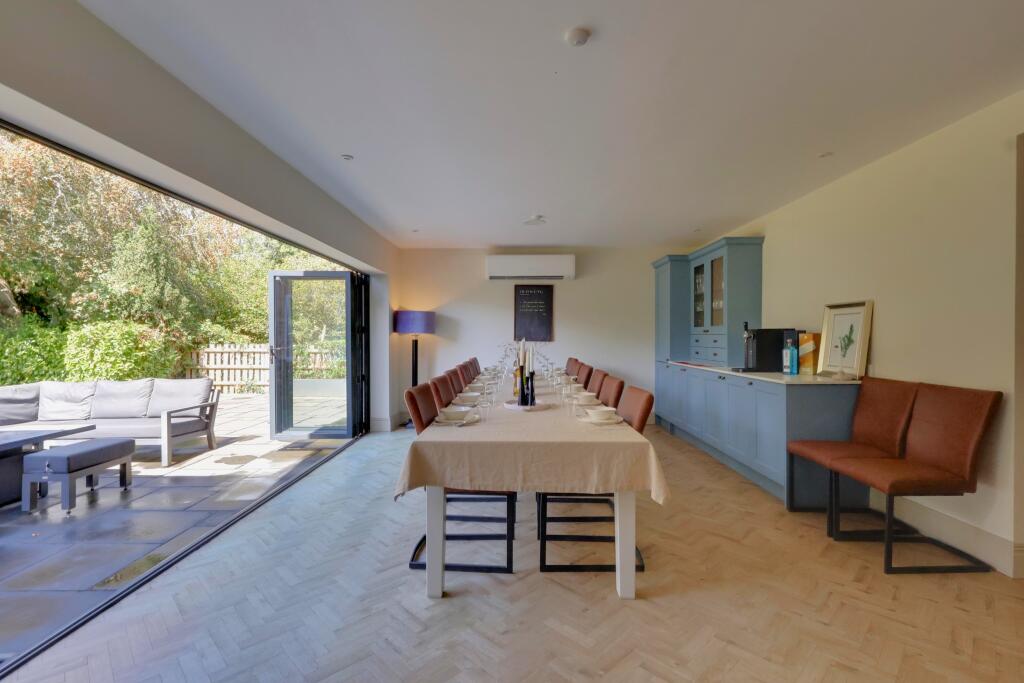 House in Rowlands Castle - View 5