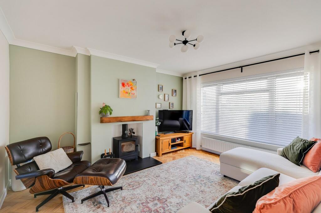 Harlech Close, Dinas Powys, Vale of Glamorgan. CF64 4NY, Vale of Glamorgan. CF64 4NY