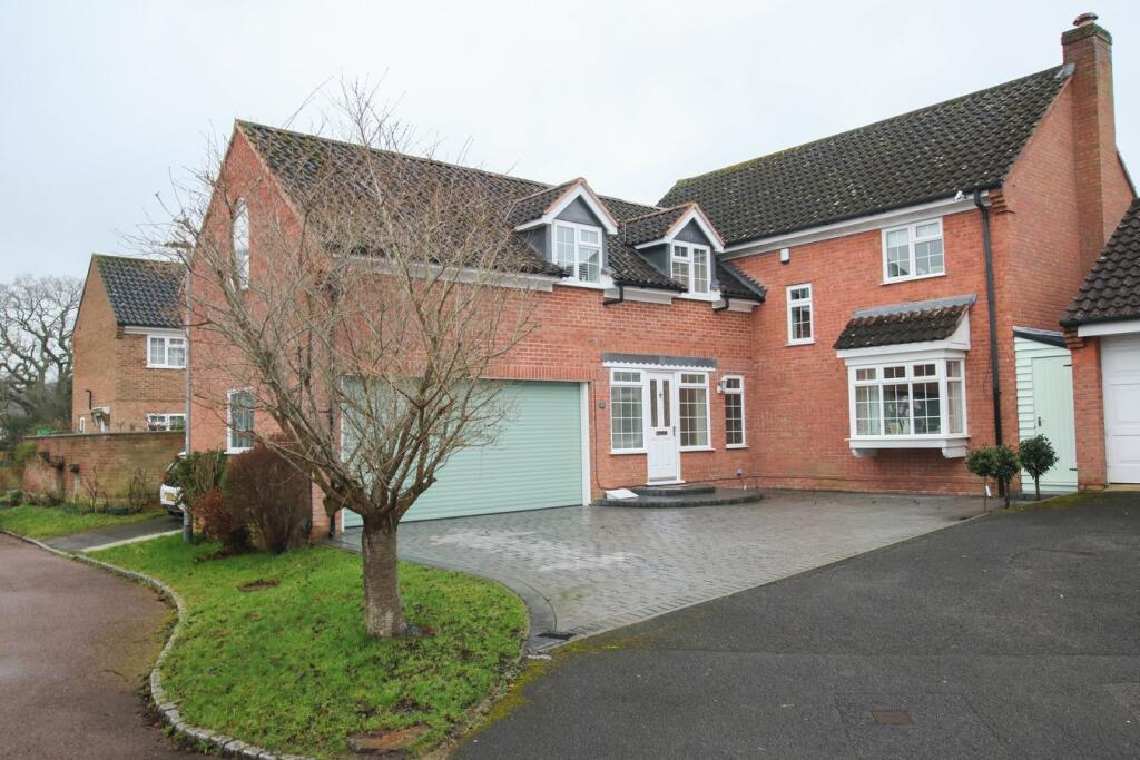 Main image of property: Bedfordshire Way, Wokingham, RG41