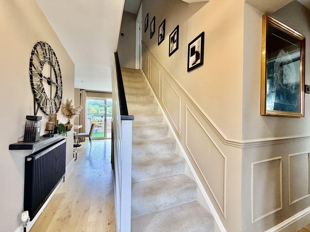 House in Hemel Hempstead, Wooburn - More
