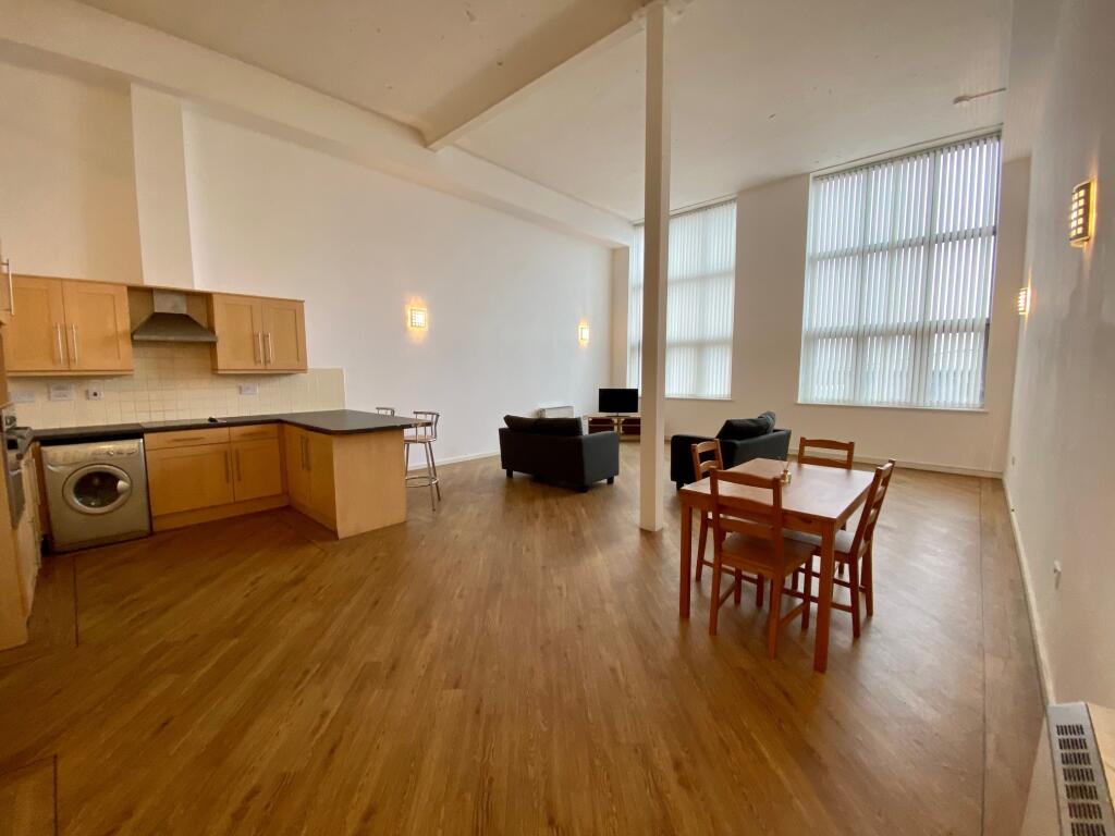 Apartment in Preston - View 2