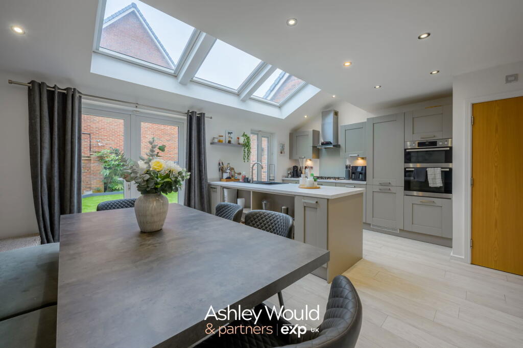 Additional image 2 of Pilkington Way, Cradley Heath, B64 5RB