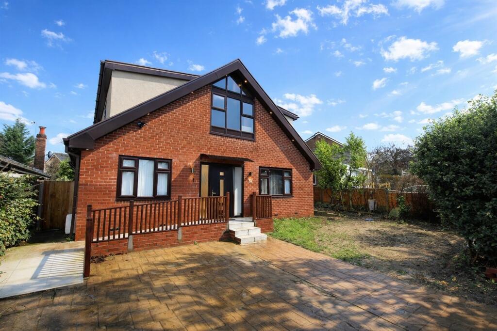 Main image of property: Daylesford Crescent, Cheadle