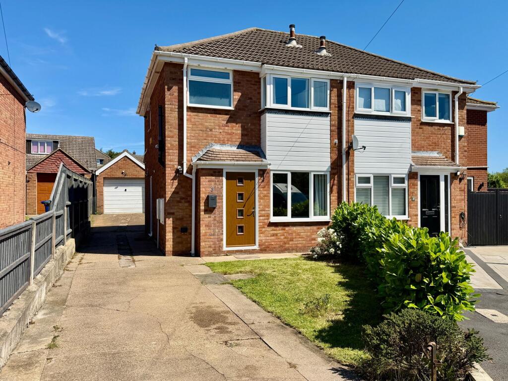 Main image of property: Stanford Close, Laceby, DN37