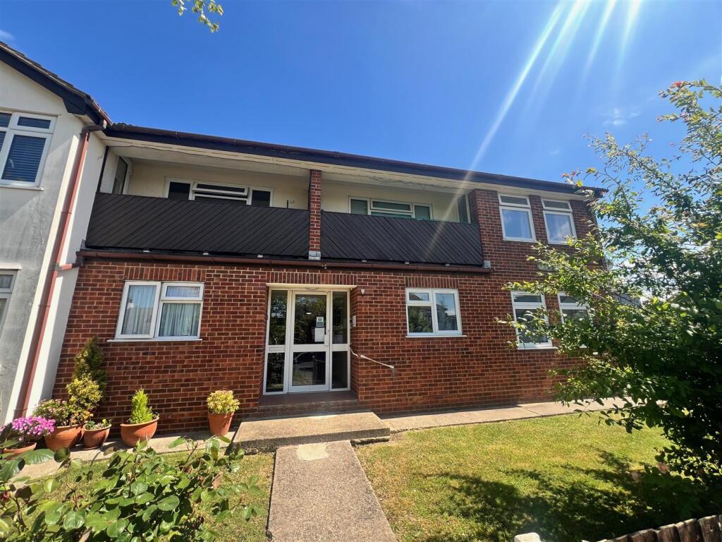 Main image of property: Cedar Lodge, 132 Herschell Road, Leigh On Sea