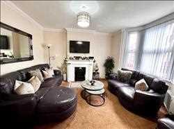 House in Slough - View 3