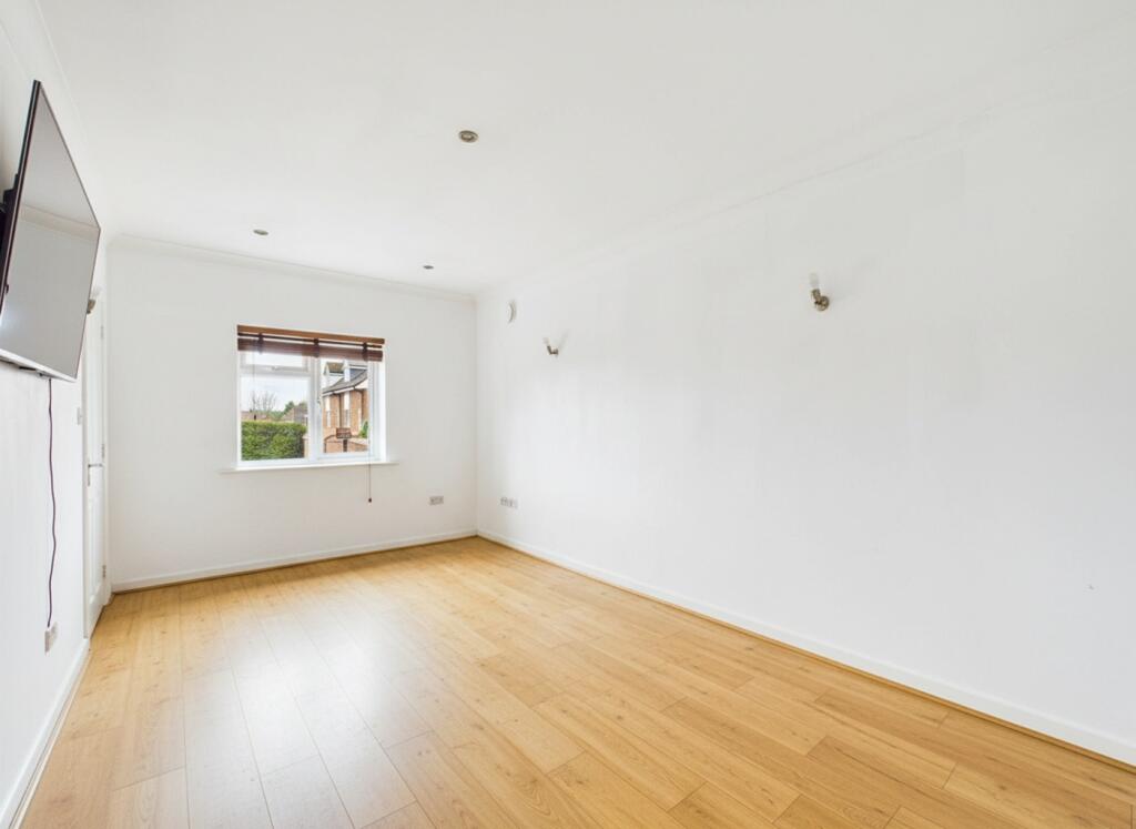 Additional image 2 of Kennedy Close, London Colney, St. Albans, Hertfordshire, AL2 1GR