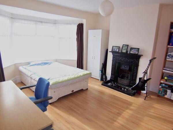 Broadlands Road, Southampton, Hampshire photo 2