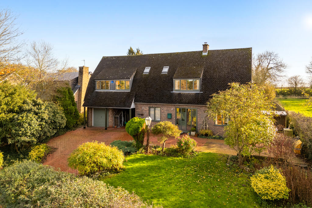 Main image of property: Marygold House, Main Street, Hackthorn, Lincoln, Lincolnshire, LN2 3PF