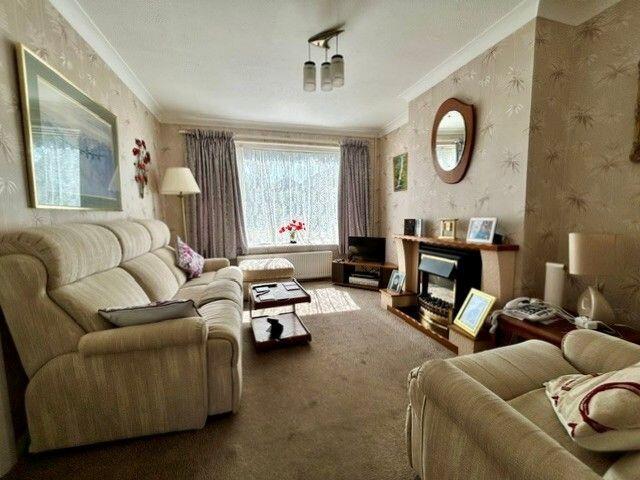 Bamburgh Avenue, Bishop Auckland, DL14 photo 4