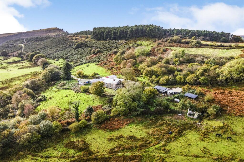 Main image of property: Ystalyfera, Swansea, Neath Port Talbot, SA9