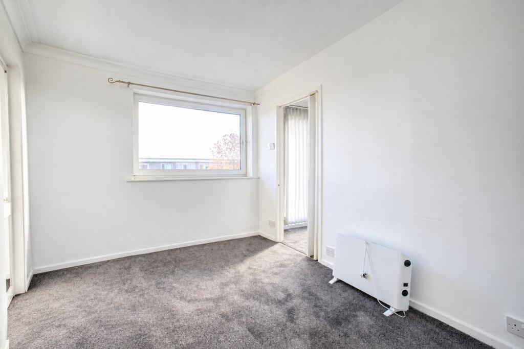 Apartment in Newcastle upon Tyne - View 4