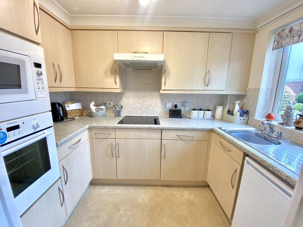 Apartment in Portsmouth - More