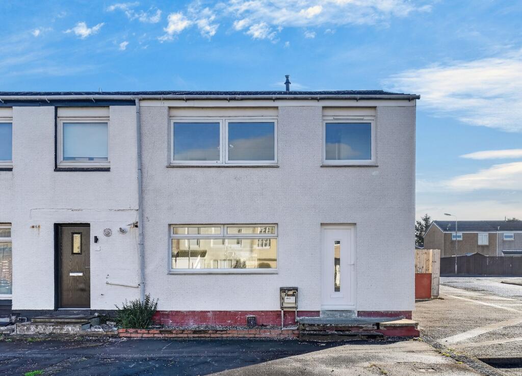 Main image of property: 38 Hazelgrove, Kilwinning, KA13 7JH