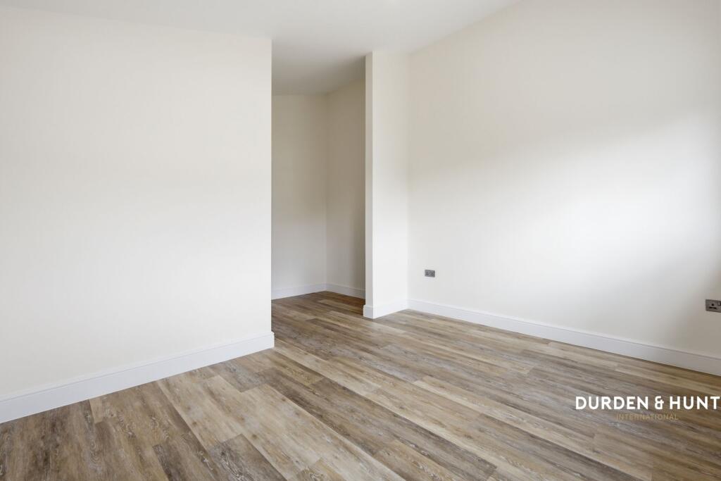 4 bedroom end of terrace house for rent