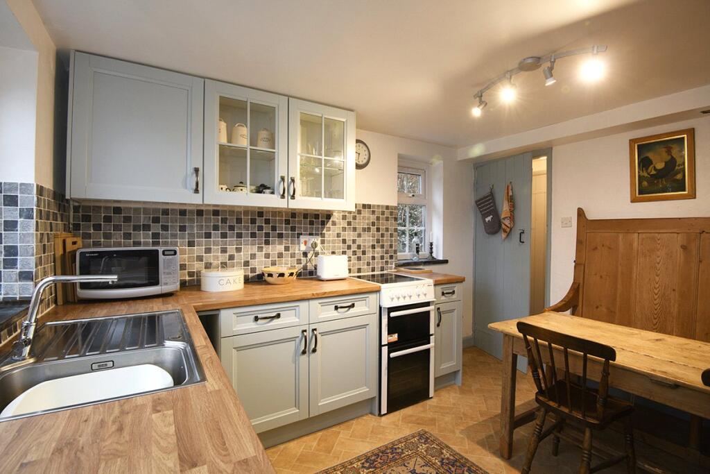 House in Powys, Llandinam - View 3