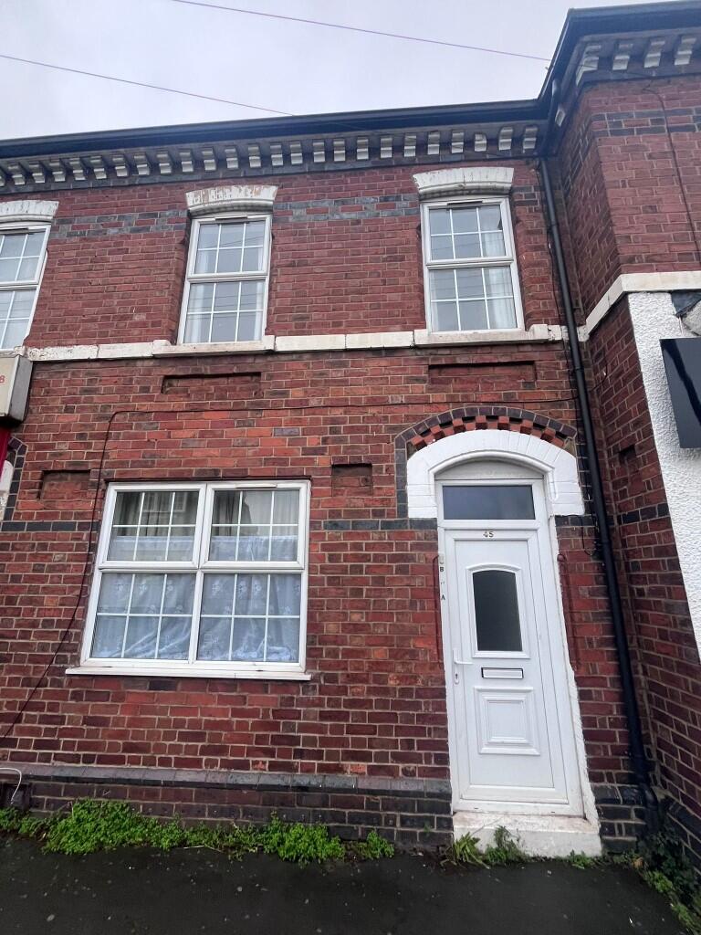 Main image of property: 45B Kingsmills Road, Wrexham, LL13 8NH