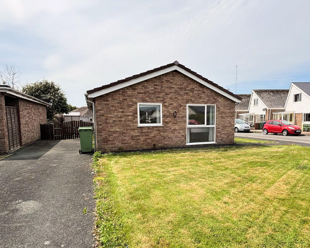 Main image of property: Dysynni Walk, Tywyn, Gwynedd