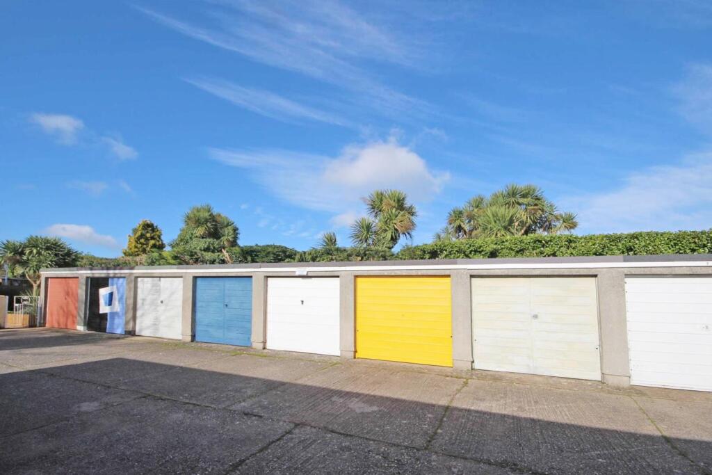 Burton Villa Close, Brixham photo 5