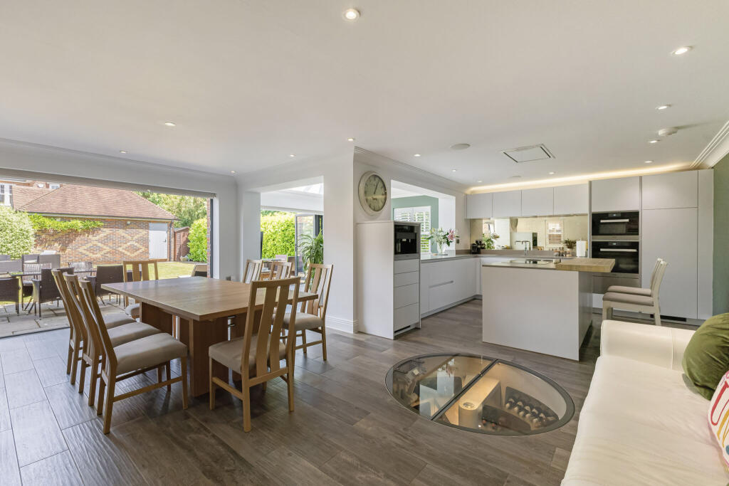 House in St Albans, Milehouse - View 4