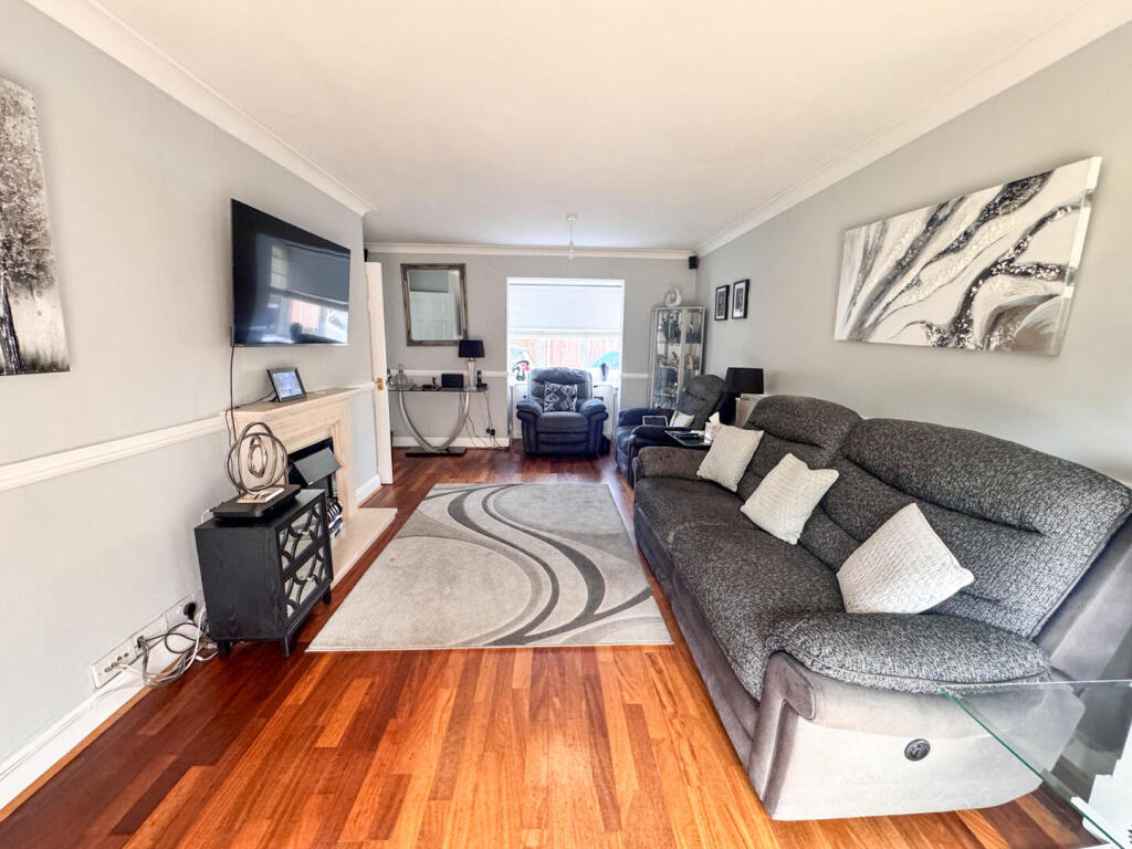 Hillborough Road, Westcliff-On-Sea photo 4