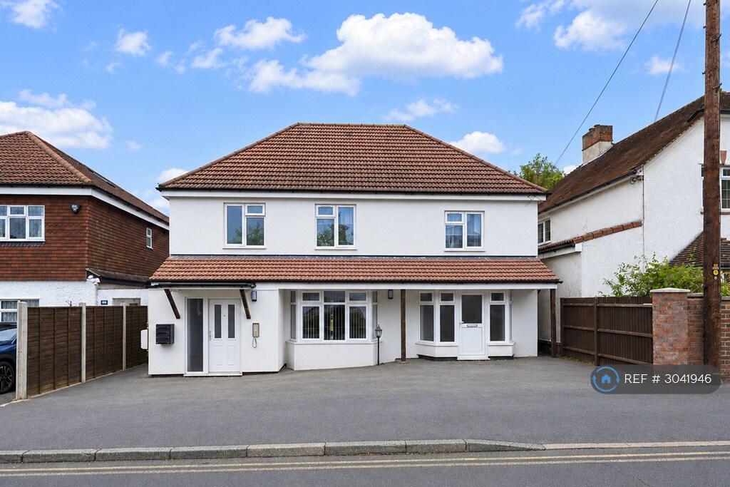 Apartment in Kingston upon Thames - View 5