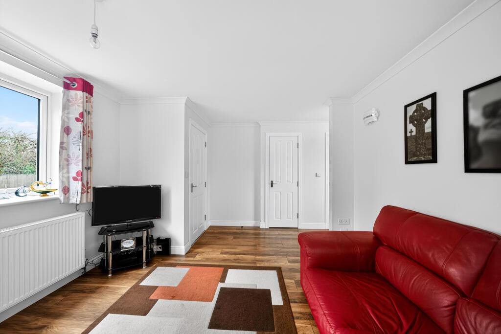 House in Epping Forest, Waltham Abbey - View 5