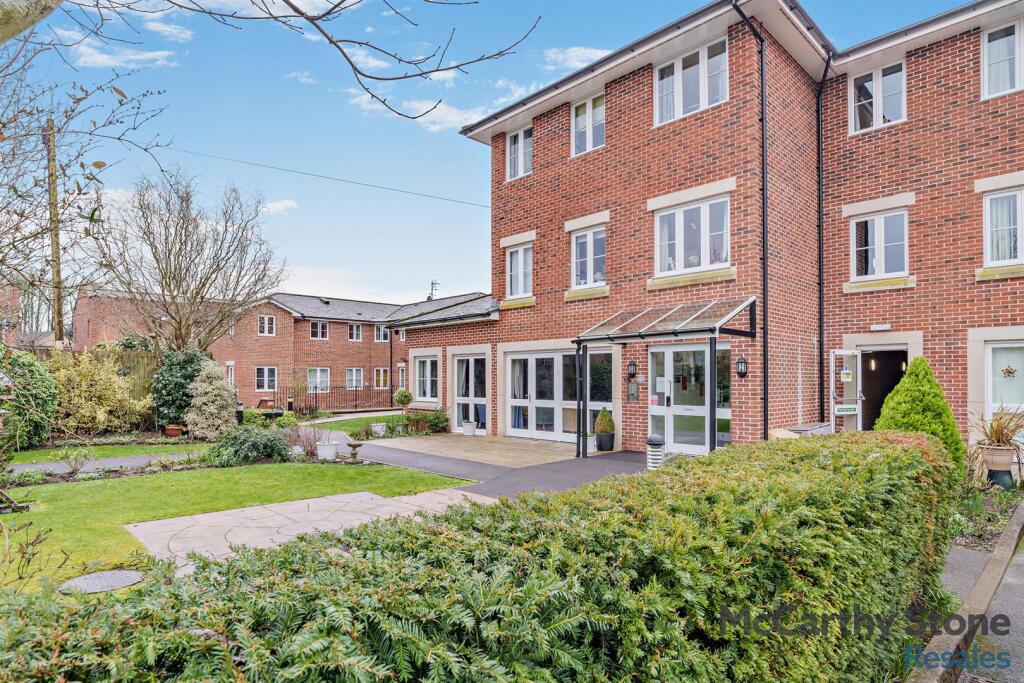 Imber Court, George Street, Warminster, BA12 8FY