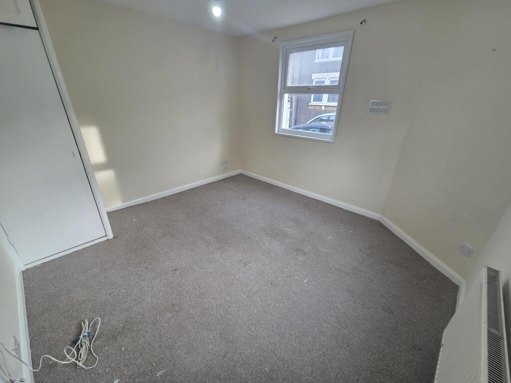 Main image of property: Tennyson Road, LUTON