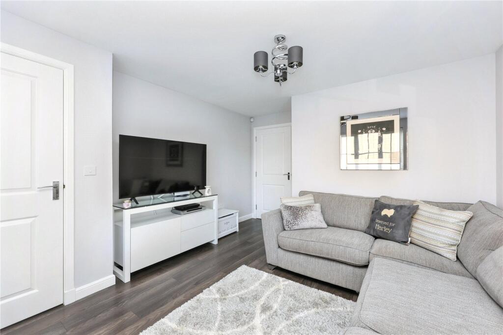 Skua Drive, Dalgety Bay, Dunfermline, KY11 photo 4