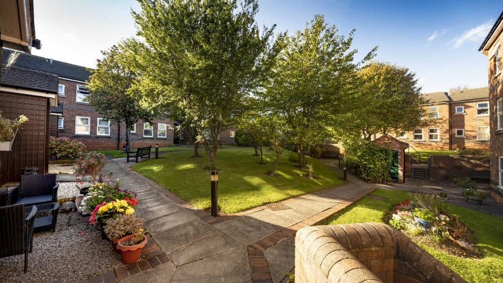 Property photo 8
