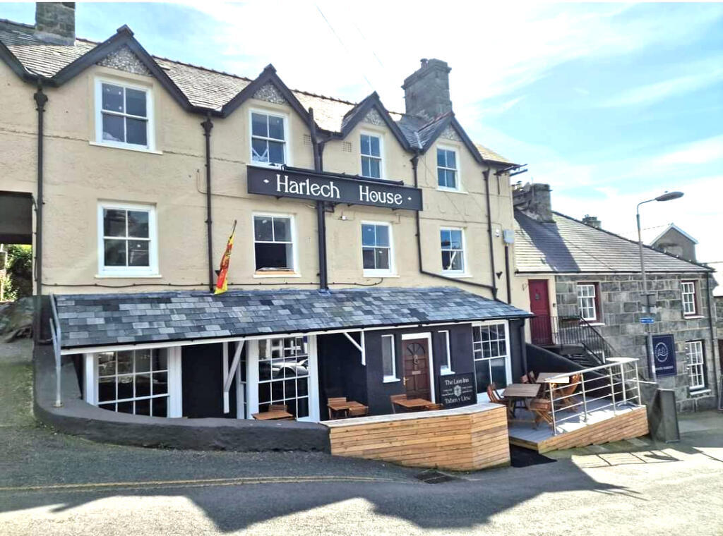 Main image of property: The Lion, Lion Hotel, Pen Dref, Harlech, Gwynedd