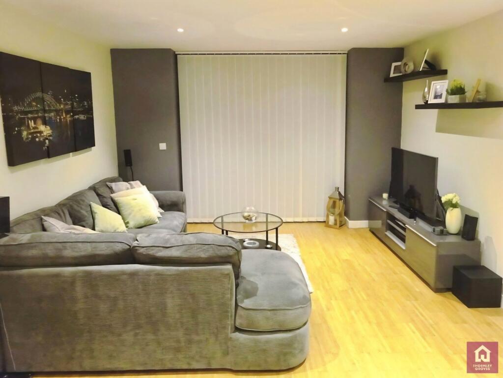 Apartment in Manchester, Greater Manchester - View 4
