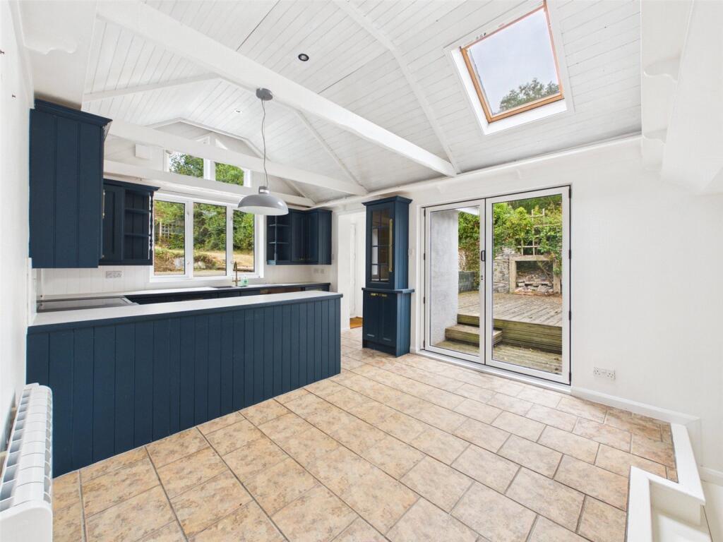 House in Plymouth - View 4