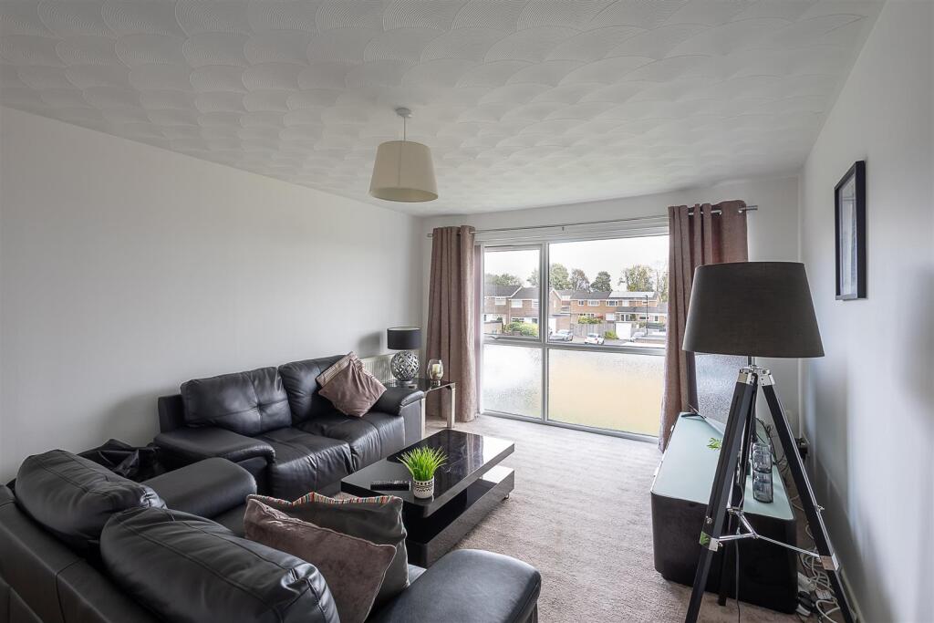 Apartment in Newcastle upon Tyne, Tyne and Wear - View 3