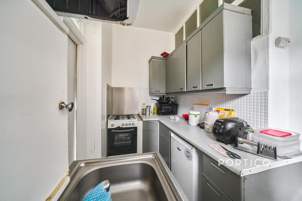 Apartment in London - View 4