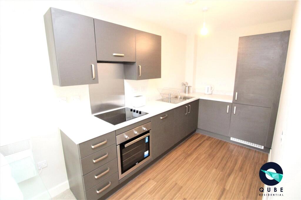 Apartment in Salford, Greater Manchester - View 4