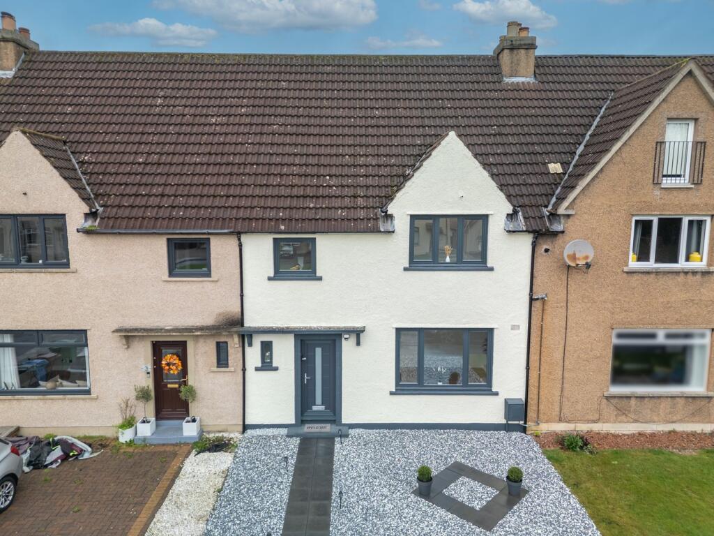 Main image of property: Keavil Place, Crossford, Dunfermline, KY12