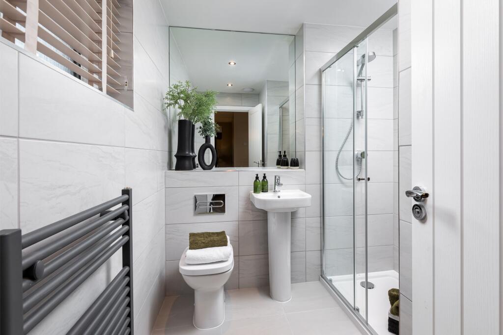 House in Salford, Greater Manchester - More