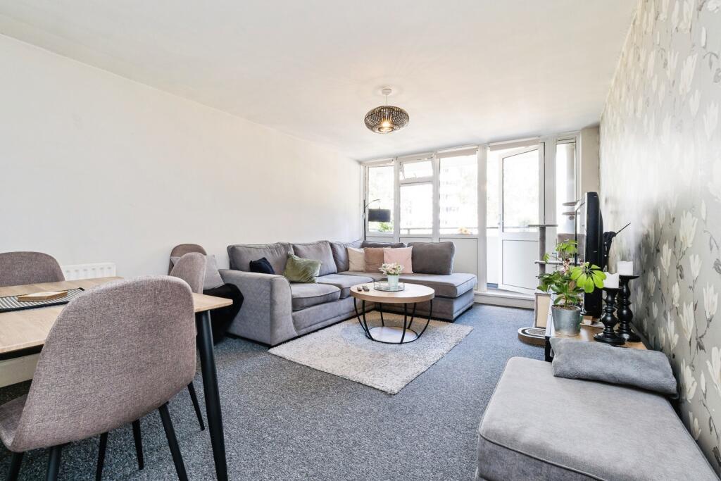 Main image of property: Sunrise Avenue, Hornchurch, RM12