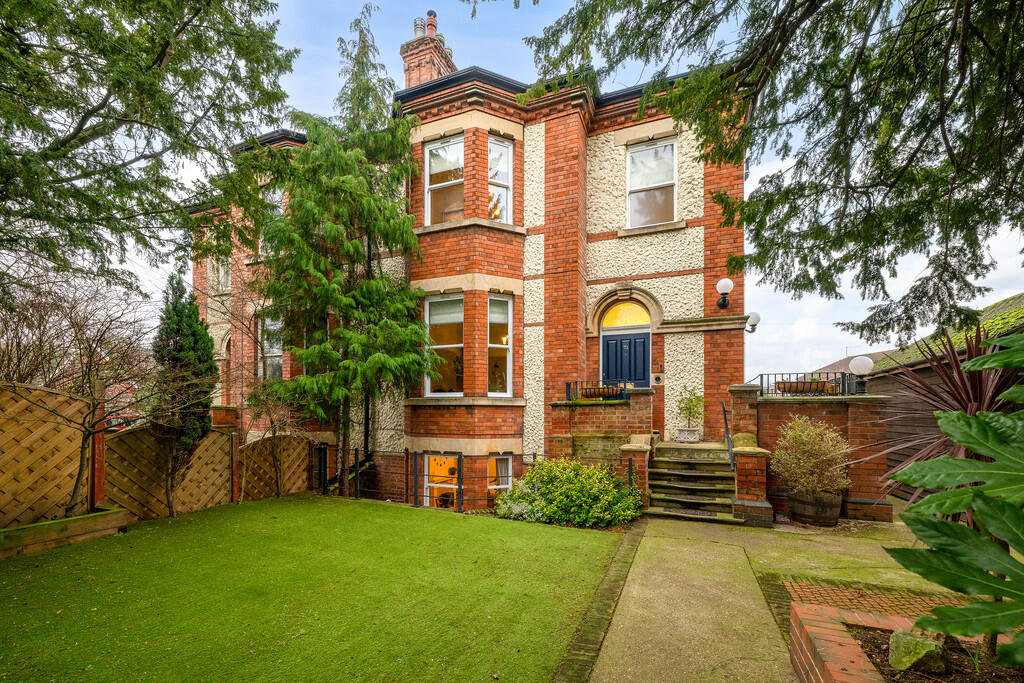 Main image of property: London Road, Newark