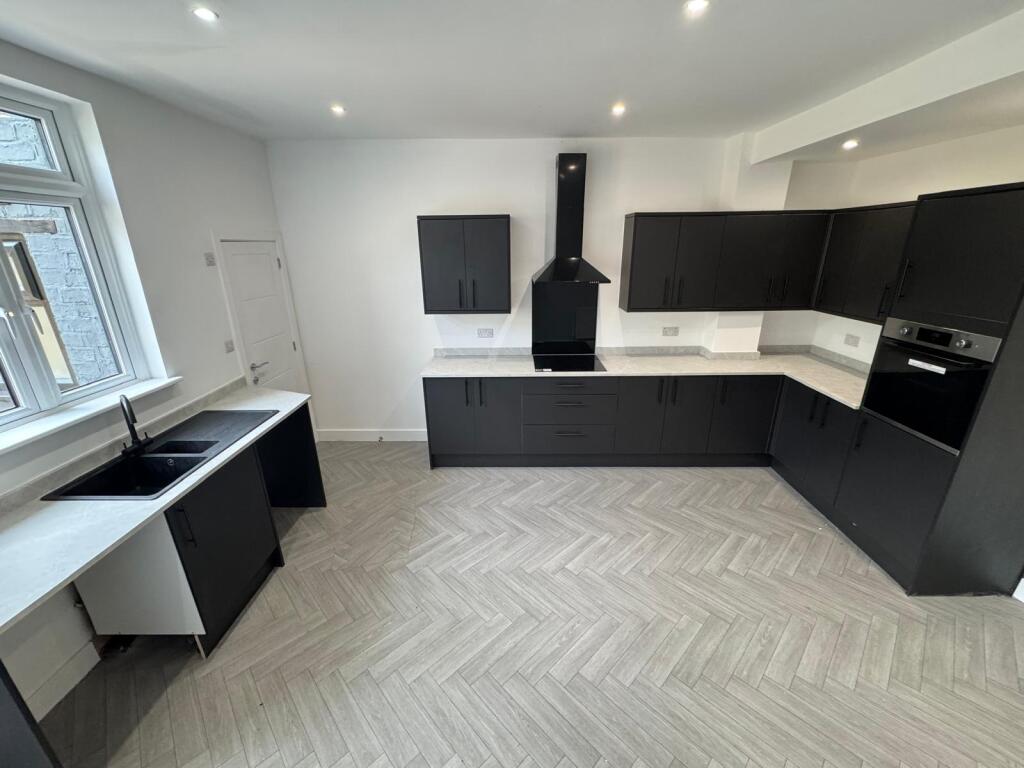 Atherton Road, Hindley, WN2 photo 5