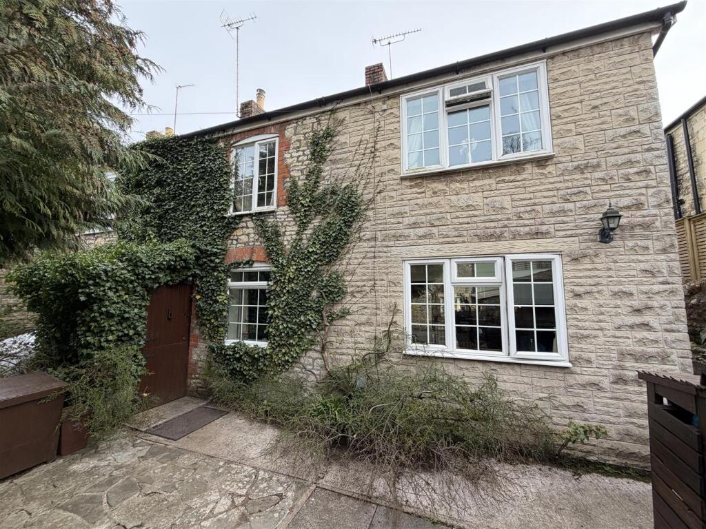 Main image of property: South Street, Stratton-On-The-Fosse