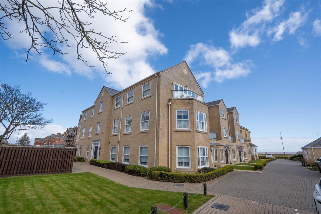 Main image of property: Kirkley Cliff Road, Lowestoft