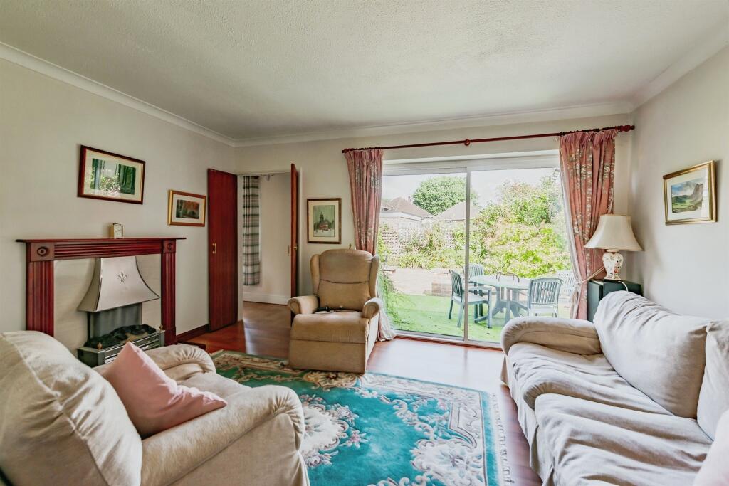 House in Mid Sussex, Worth - More